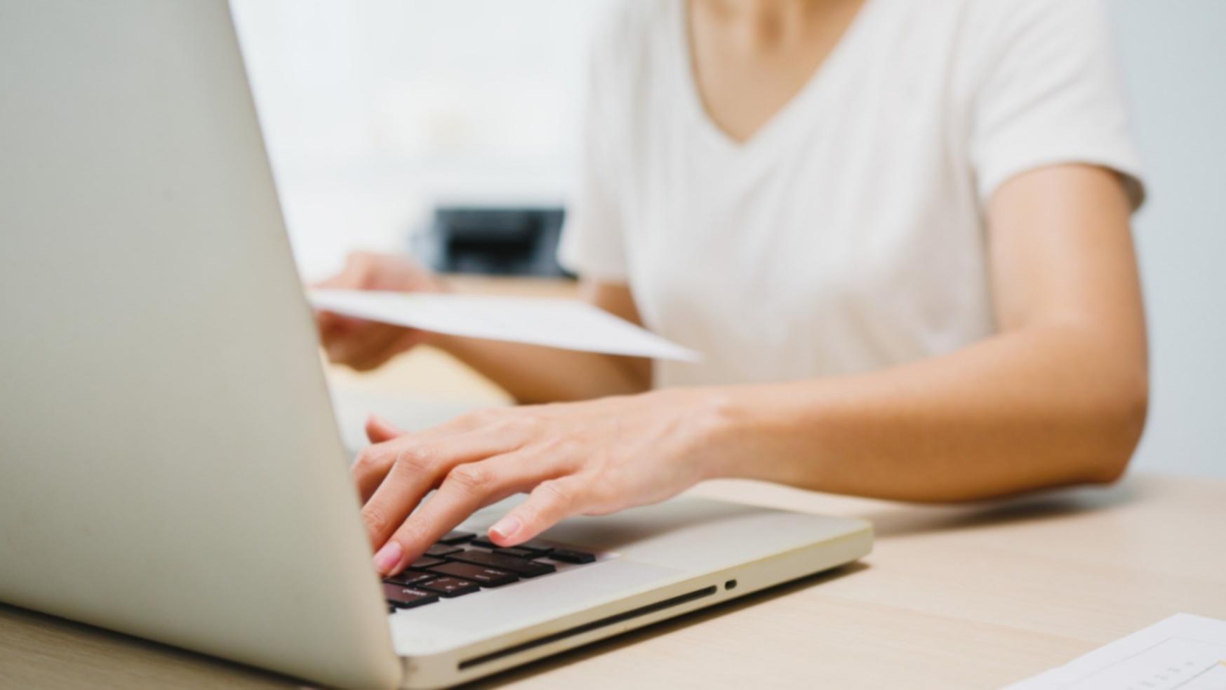 Frühe Kursräume und erste Nagelpflege-Schulungen