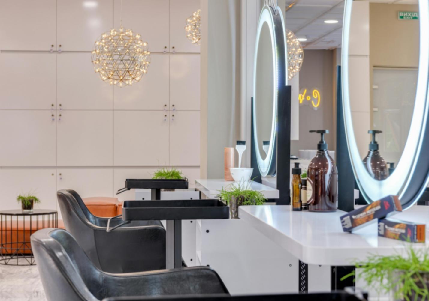 Online-Lernplattform und digitale Nagelpflege-Kurse